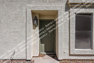 8849 S 51st St in Phoenix, AZ - Building Photo - Building Photo