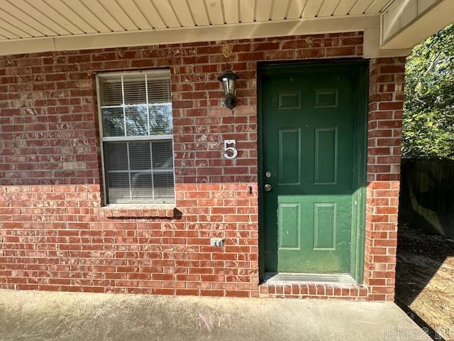 property at 504 N Cross St