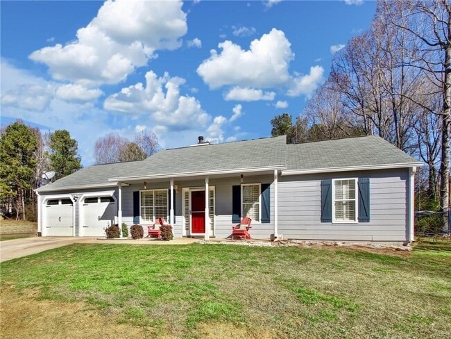 3840 Forsythia Way in Douglasville, GA - Building Photo - Building Photo