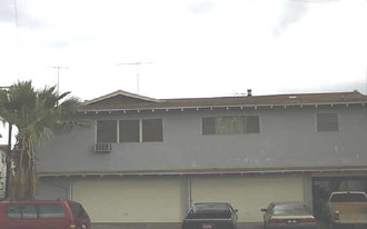 624 N Toluca Park Apartments