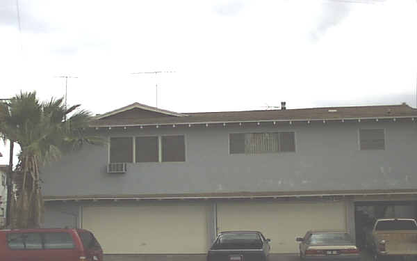 624 N Toluca Park in Burbank, CA - Foto de edificio