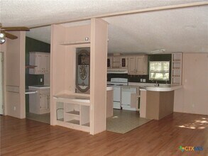 532 Grandview Bend in Canyon Lake, TX - Building Photo - Building Photo