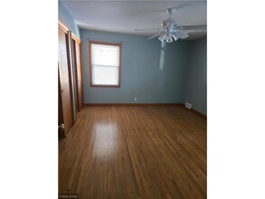 3747 2nd St NE in Minneapolis, MN - Building Photo - Building Photo