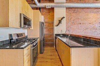 1243 S Wabash Ave in Chicago, IL - Building Photo - Building Photo