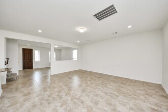 25430 King Reyes St in Katy, TX - Building Photo - Building Photo