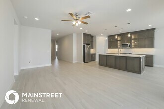 6907 W Allen St, Unit T202 in Phoenix, AZ - Building Photo - Building Photo