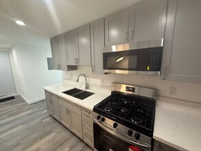 13753 Aldergrove St in Los Angeles, CA - Building Photo - Building Photo