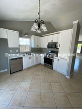 1009 Oak Leaf Dr in Colton, CA - Building Photo - Building Photo