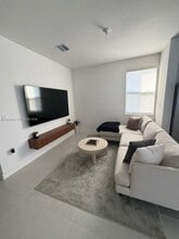 11904 NW 24th Pl in Miami Shores, FL - Building Photo - Building Photo