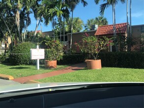 5112 79 in Doral, FL - Building Photo - Building Photo