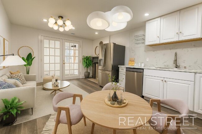 Charming Brownstone 2-Bed w/ Private Outdoor Space