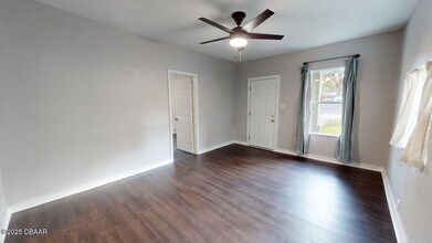 112 S Chandler Ave in DeLand, FL - Building Photo - Building Photo