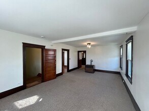 31 Chrome St, Unit 3 in Worcester, MA - Building Photo - Building Photo