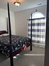 1655 Briarcrest Dr in Rockingham, VA - Foto de edificio - Building Photo