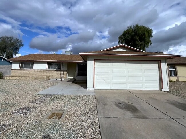 property at 5833 W Comet Ave