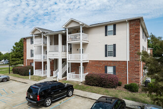 Dillon Trace Apartments in Sumter, SC - Building Photo - Building Photo