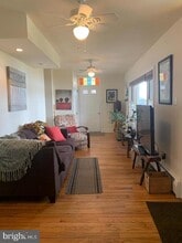 256 Radcliffe St in Bristol, PA - Foto de edificio - Building Photo