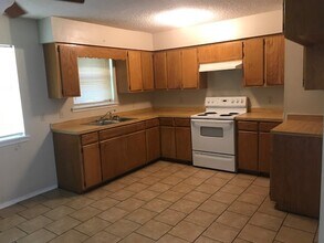 18124 189th St in Spiro, OK - Building Photo - Building Photo