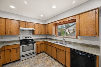 3639 Dunsmuir Way in Abbotsford, BC - Building Photo - Building Photo