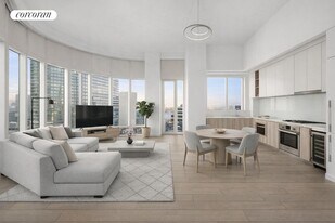 555 W 43rd St in New York, NY - Building Photo