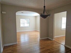 2009 E Washington St in Orlando, FL - Building Photo - Building Photo