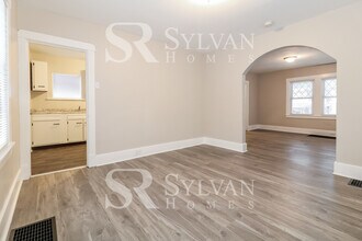 2303 Palm Beach Ave in Pittsburgh, PA - Building Photo - Building Photo