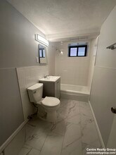 32 Reedsdale St, Unit D in Boston, MA - Building Photo - Building Photo