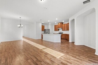 3515 Sand Castle Wy in Converse, TX - Building Photo - Building Photo