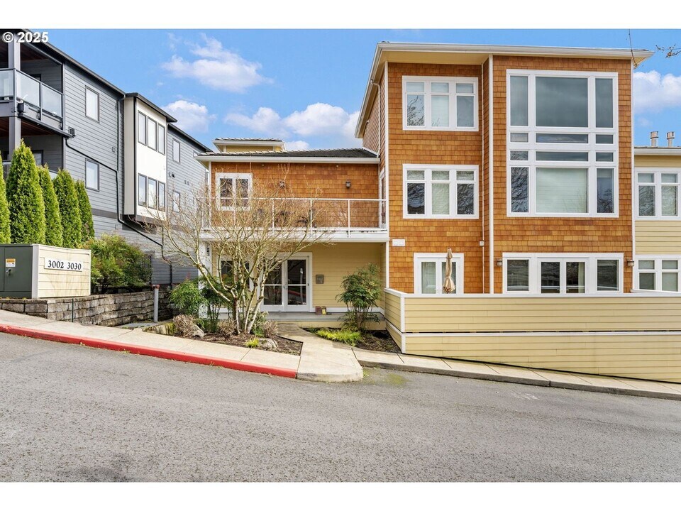 3014 NW Montara Loop in Portland, OR - Building Photo