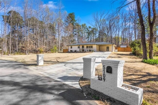 property at 5109 Dogwood Hills Dr