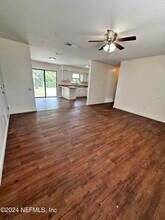 671 SW Bird Ave in Keystone Heights, FL - Building Photo - Building Photo