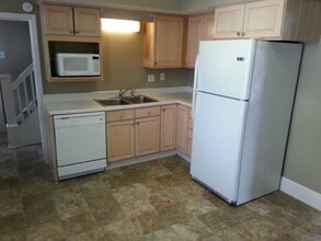 1417 N Wheeling Ave in Muncie, IN - Foto de edificio - Building Photo