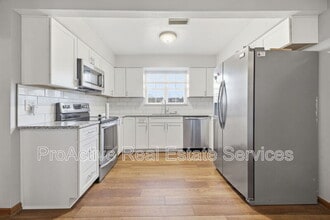 815 Montrose Ct in Chesapeake, VA - Building Photo - Building Photo