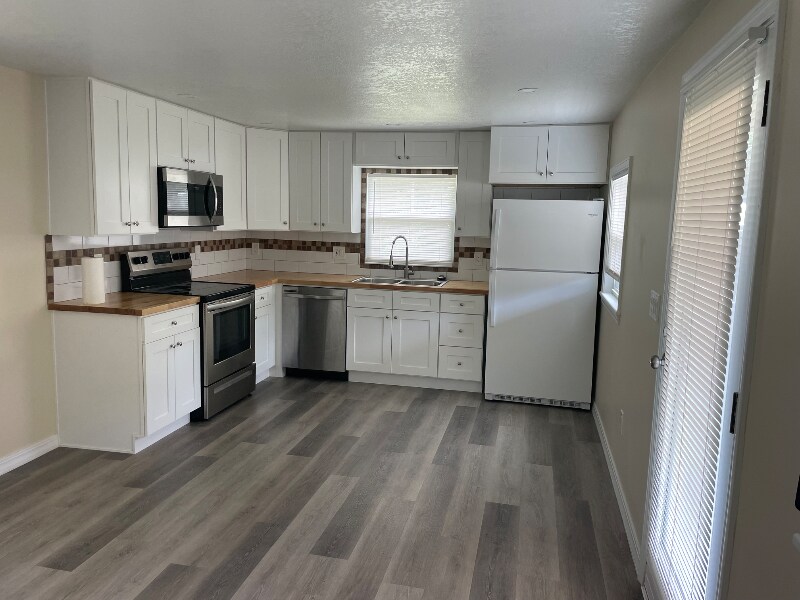 4569 Fifth Ave in St. Augustine, FL - Building Photo