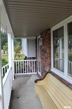 15047 N Seagull Ln in Bluford, IL - Building Photo - Building Photo