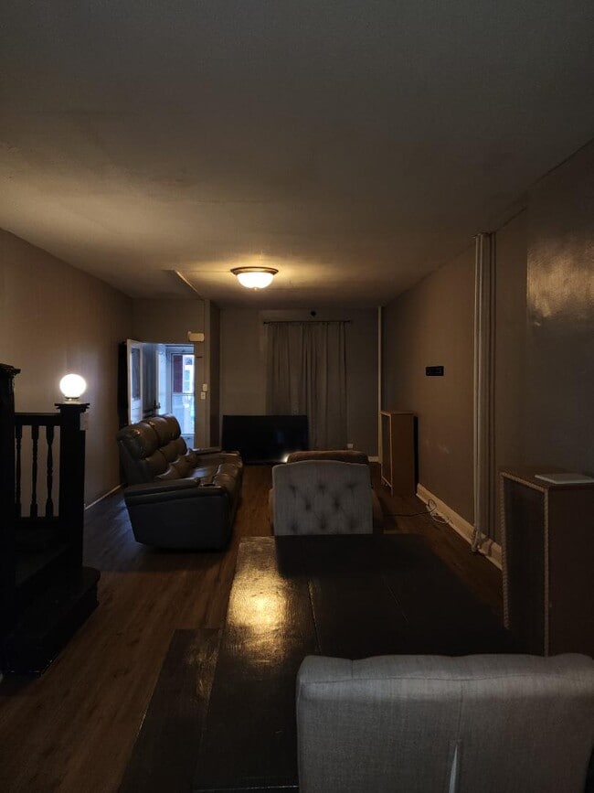 3111 McElderry St in Baltimore, MD - Building Photo - Building Photo