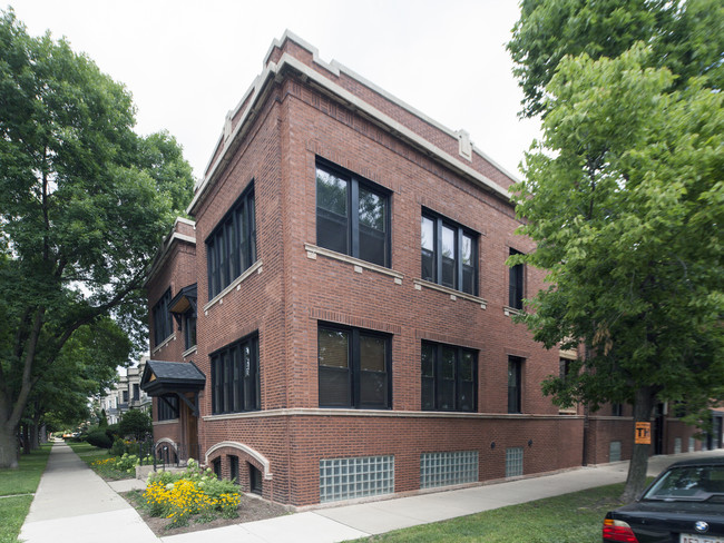 2501 N Richmond St in Chicago, IL - Building Photo - Building Photo