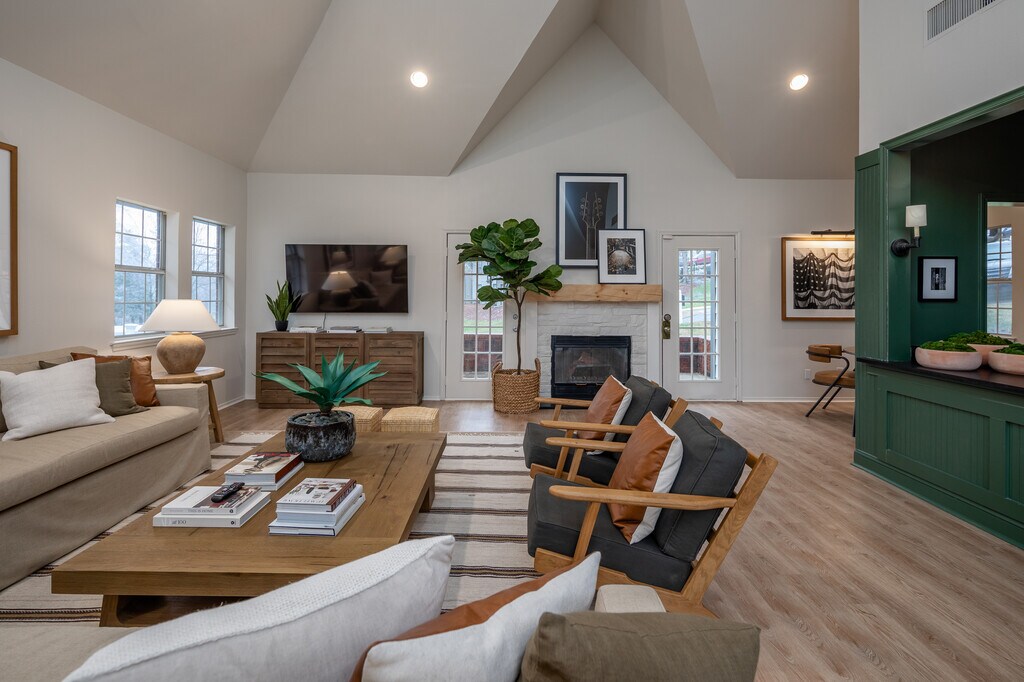 Landmark at Wynton Pointe Apartments in Nashville, TN