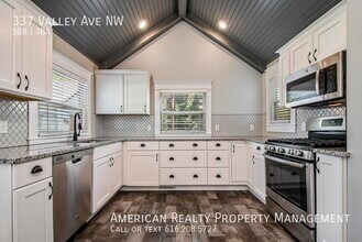 337 Valley Ave NW in Grand Rapids, MI - Building Photo - Building Photo
