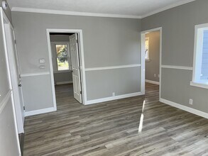 2220 S 1st Ave in Sioux Falls, SD - Building Photo - Building Photo