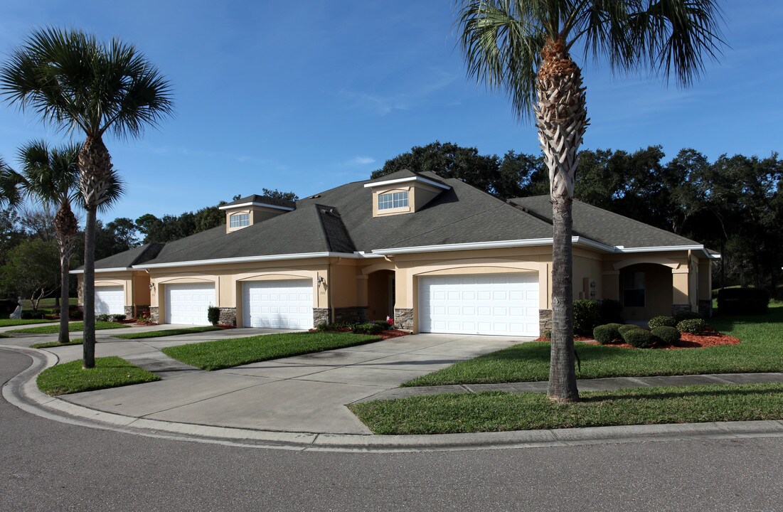 The Residences at Turnbull Bay in New Smyrna Beach, FL - Foto de edificio