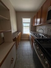 322 Wood St in New Bedford, MA - Building Photo - Building Photo