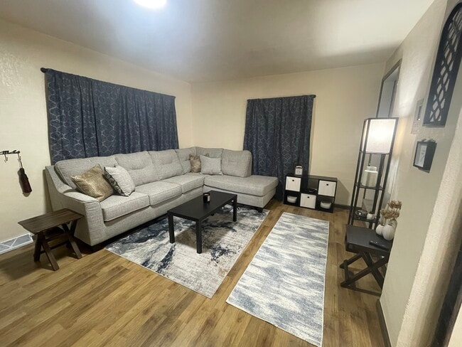 200 Roosevelt Ave in Underwood, ND - Building Photo - Building Photo