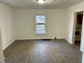 110 S Wesley St in Springfield, IL - Building Photo - Building Photo