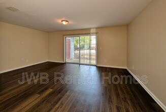 73 Fifth St in Atlantic Beach, FL - Building Photo - Building Photo