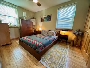 3538 W Ainslie St, Unit G in Chicago, IL - Building Photo - Building Photo