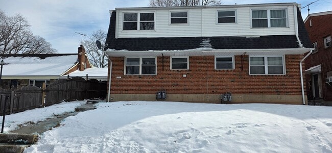 property at 606 Selma St