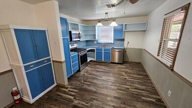 748 Highland Pkwy in Norman, OK - Building Photo - Building Photo