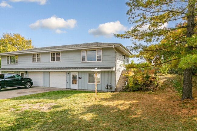 7919 28th Ave N, Unit 7919 in Minneapolis, MN - Building Photo - Building Photo