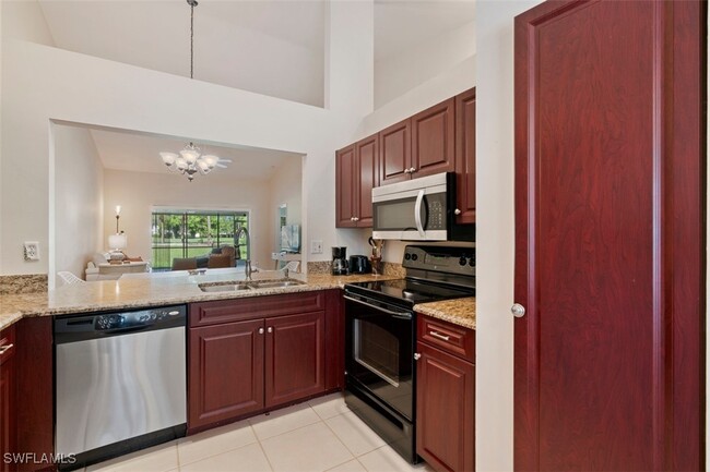 627 St Andrews Blvd in Naples, FL - Building Photo - Building Photo